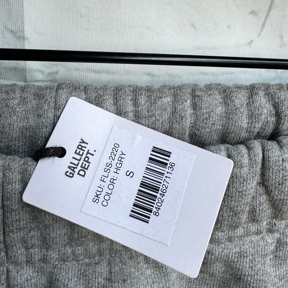 GALLERY DEPT
Straight-Leg Logo-Print Frayed Cotton-Jersey
Drawstring Shorts
$295 - Picture 8 of 14